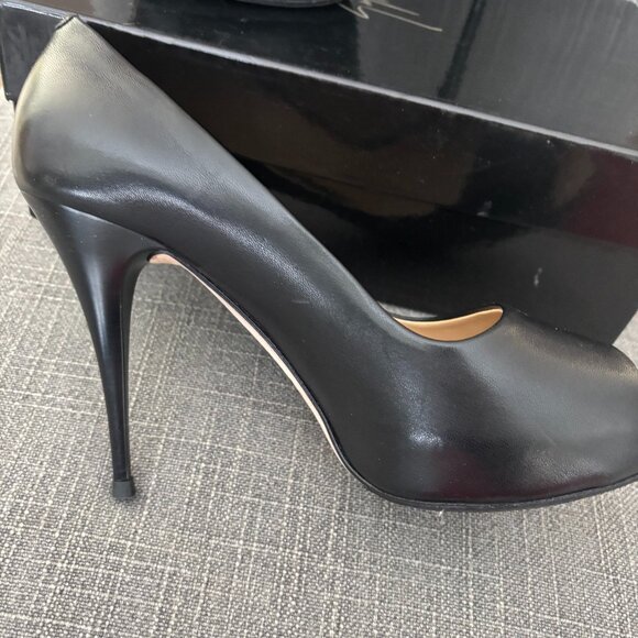Giuseppe Zanotti Black Peep Toe Heels.  Size 38.5 EU - Picture 3 of 11